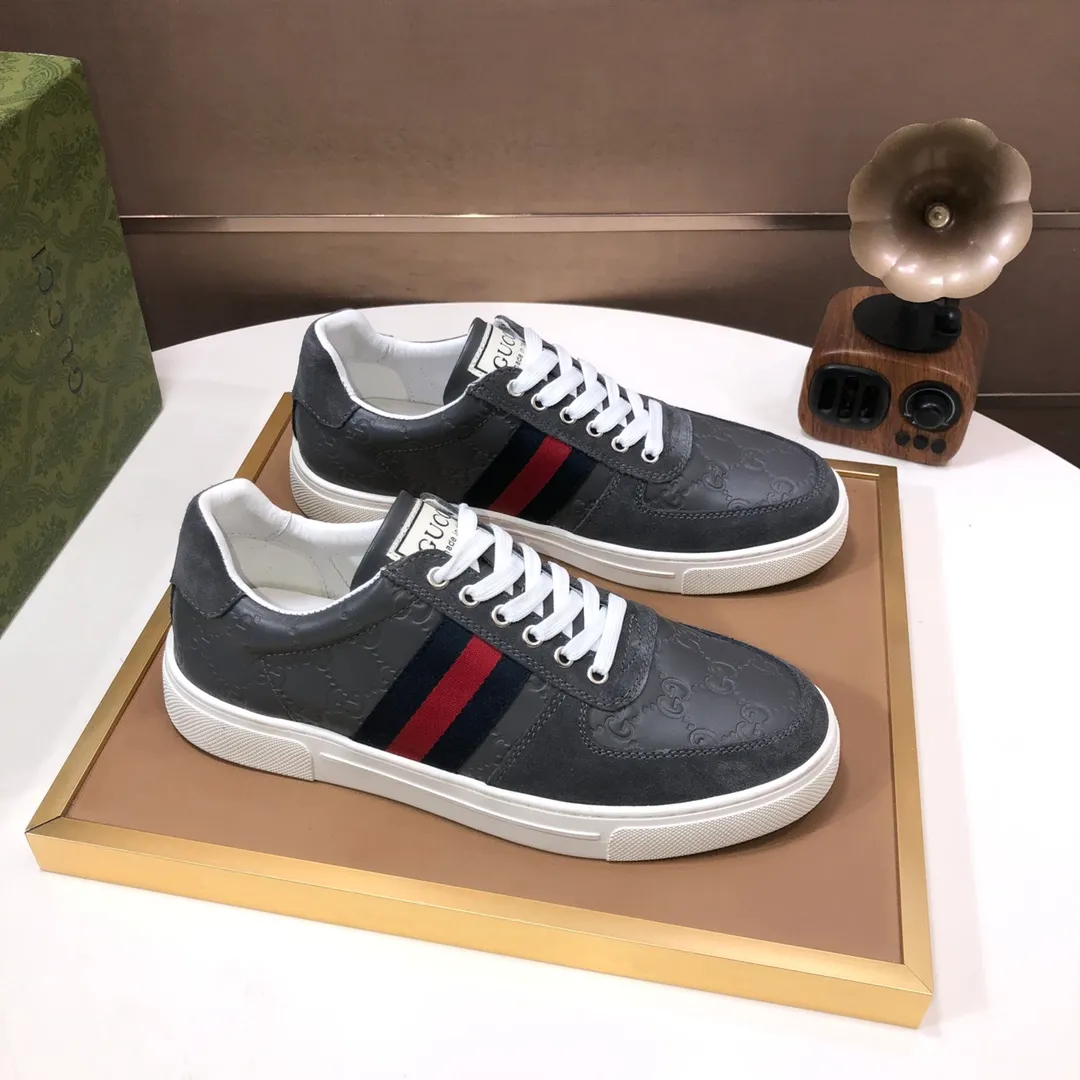 Men's shoes💰440💰[GUCCI] Official website 1:1 men's sports shoes are now on the market. They are made of original fabric + water-dyed sheepskin lining, plus the official website original 1:1 comfortable outsole. Fashionable and versatile, super comfortable and breathable. Standard shoe size 38/45 (custom-made size 45 is non-refundable)